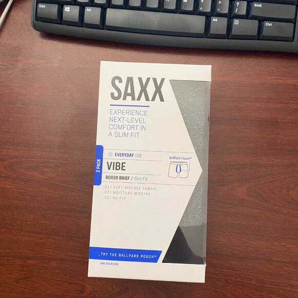 Saxx VIBE 2 pack Boxer Briefs Ultimate Comfort Gray & Black - Picture 2 of 3